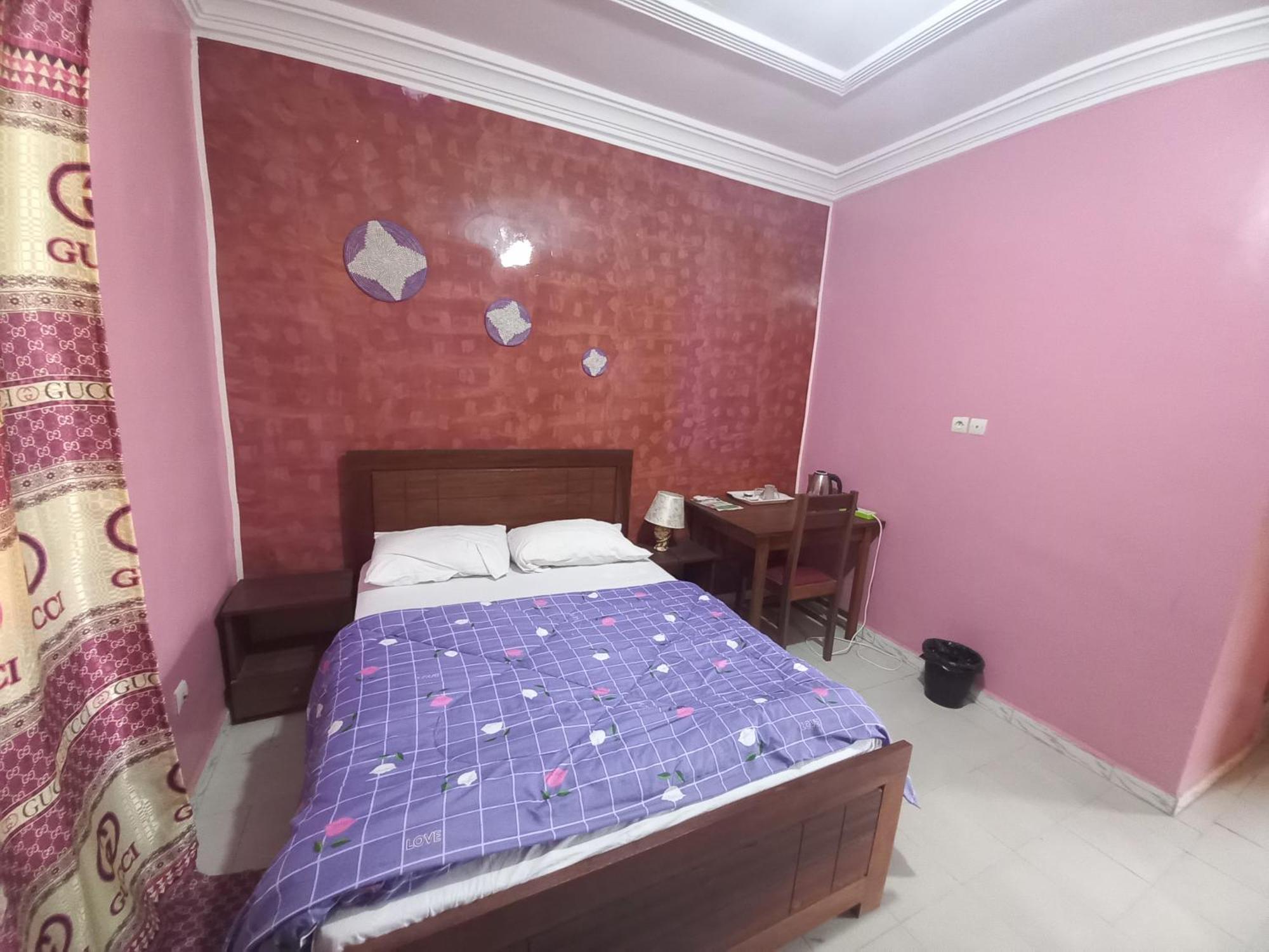 SAM RESIDENCE Jàmm ak Cofeel Saint-Louis Ngoại thất bức ảnh